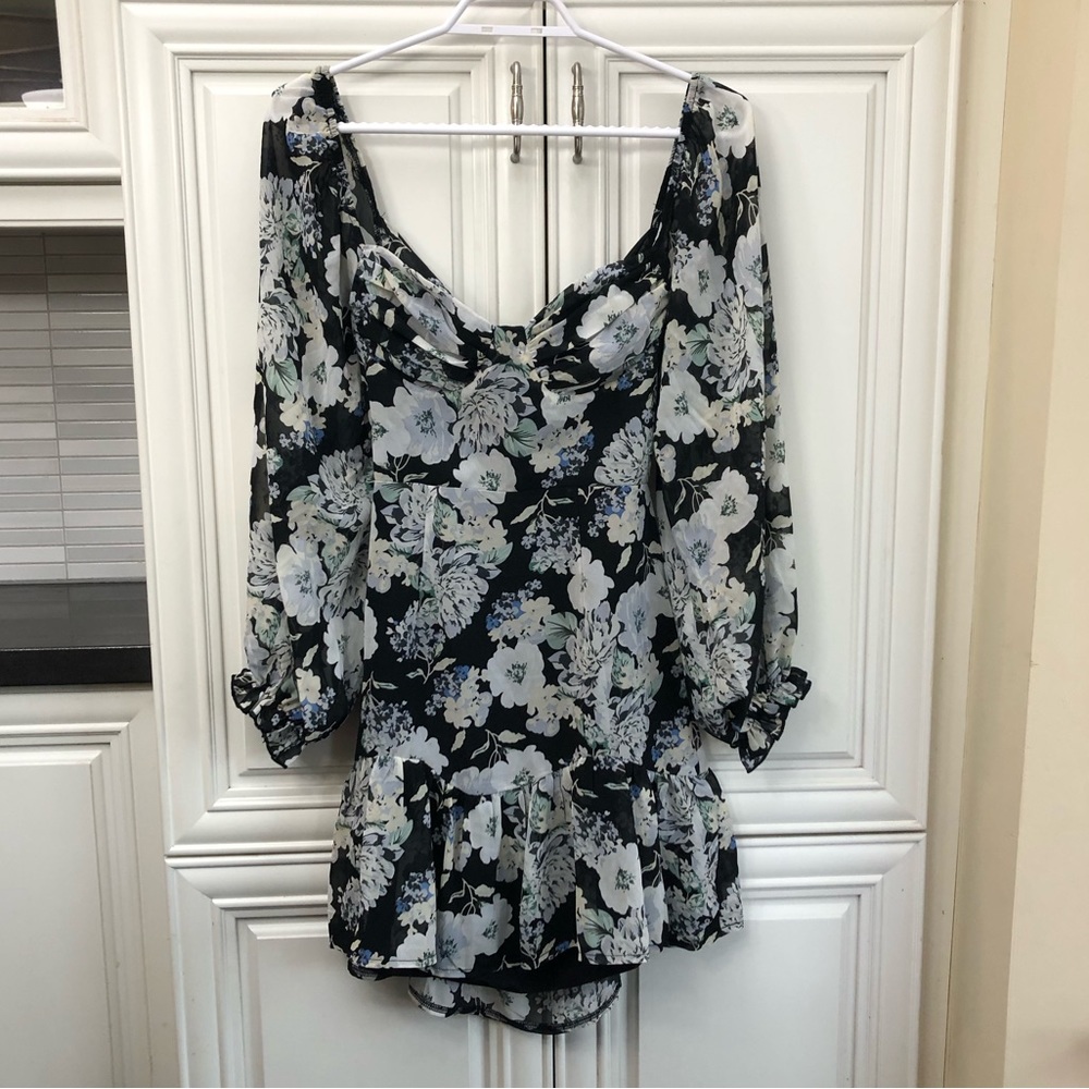 NWT Love Triangle Australia l/s dress